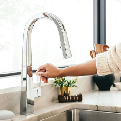 Nio Motion Control Smart Pulldown Touchless Kitchen Faucet background image
